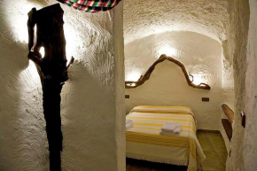 Отель Cuevas La Atalaya  Уэскар